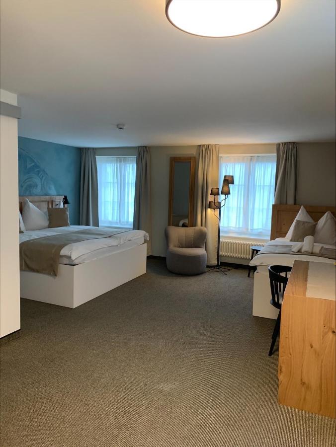Hotel Engel Am Bahnhof Wädenswil エクステリア 写真